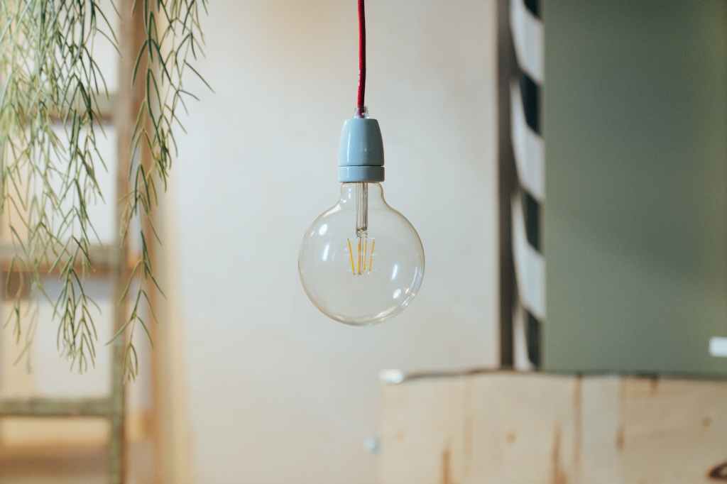 Bright Ideas for 2023: Lighting Trends that Transform Homes